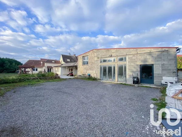 Maison 10 pièces 446 m²
