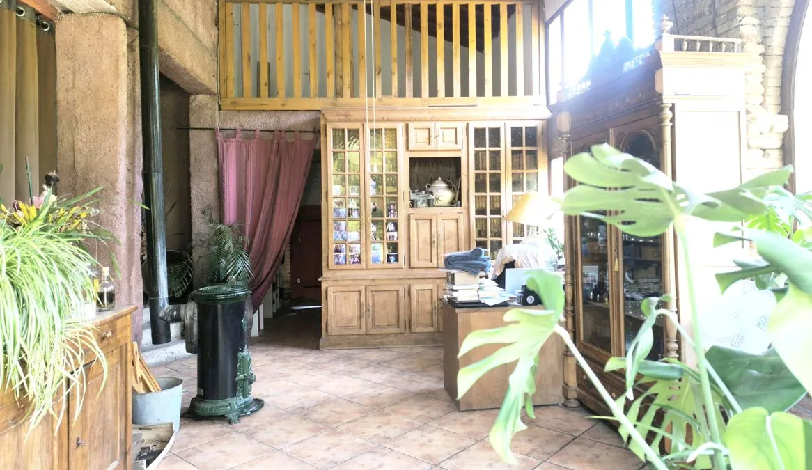 Photo 16