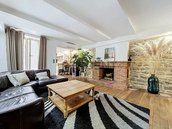 Appartement T6 En Duplex Avec Terrasse Et Garage Et Studio Meubl