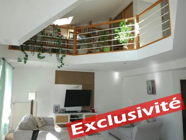 Appartement 6 pièces 145 m²