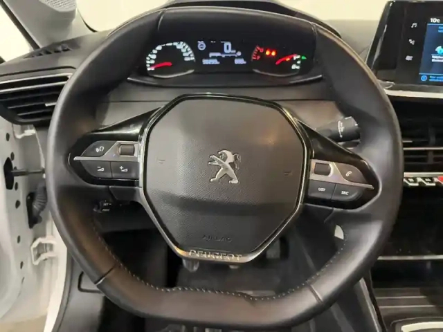 Peugeot 208 puretech 75 s&amp;s bvm5 — photo 22