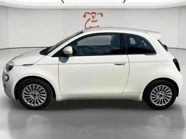 Fiat 500 e 95ch my23 — photo 2