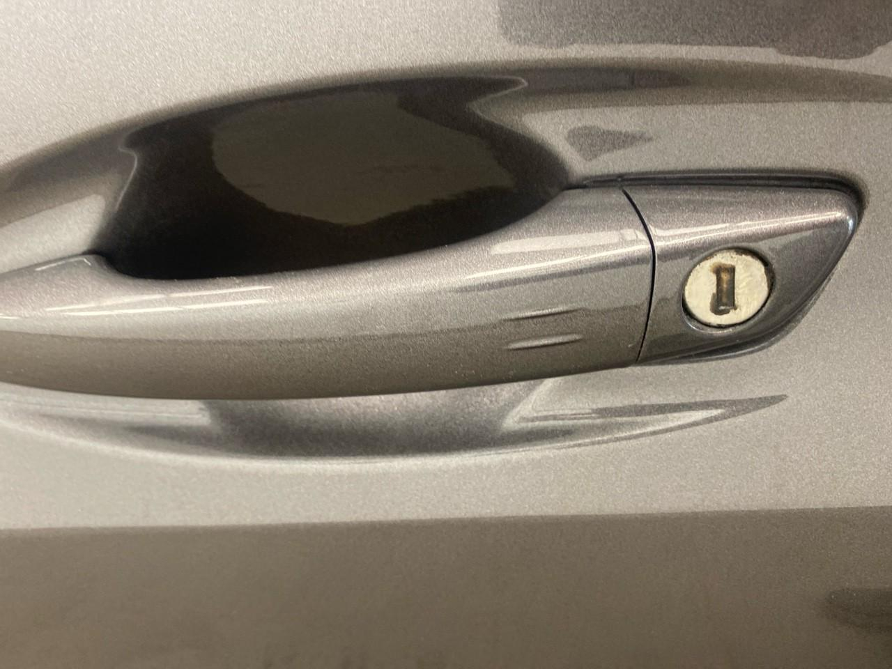 Peugeot 208 puretech 130 s&s eat8 gt — photo 31