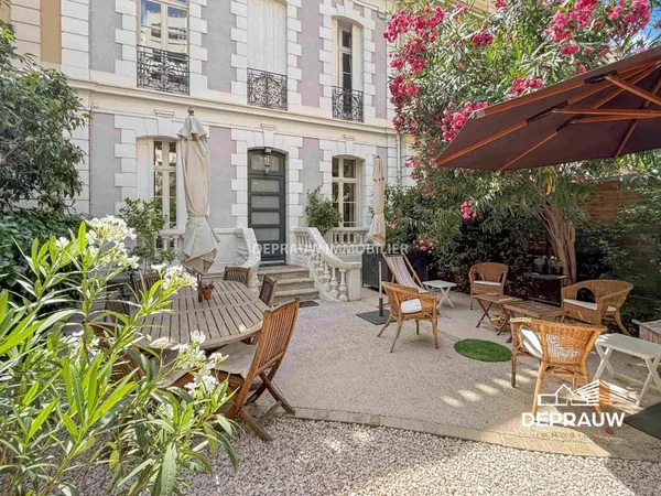 Élégante demeure de caractère de 160 m2 avec jardin arboré d
