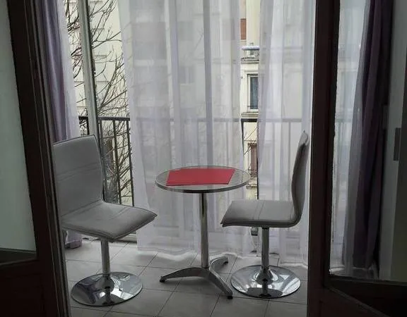 Studio 1 pièce 19 m²