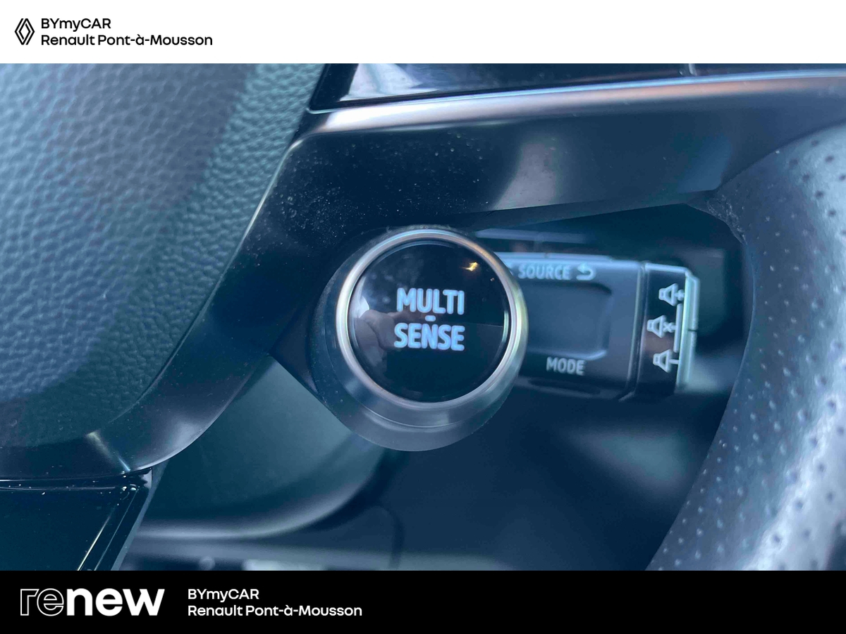 Renault Austral mild hybrid advanced 130 — photo 12