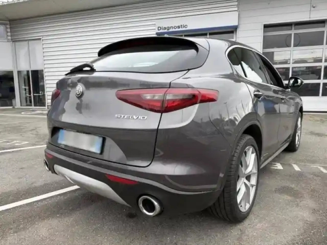 Alfa Romeo Stelvio 2.0t 280ch super q4 at8 my19 — photo 14