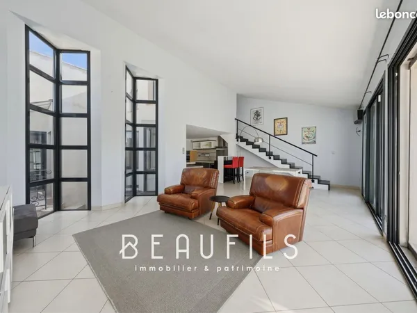 Penthouse 4 pièces 150 m²