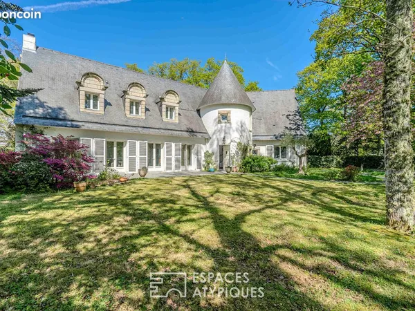Villa 9 pièces 360 m²