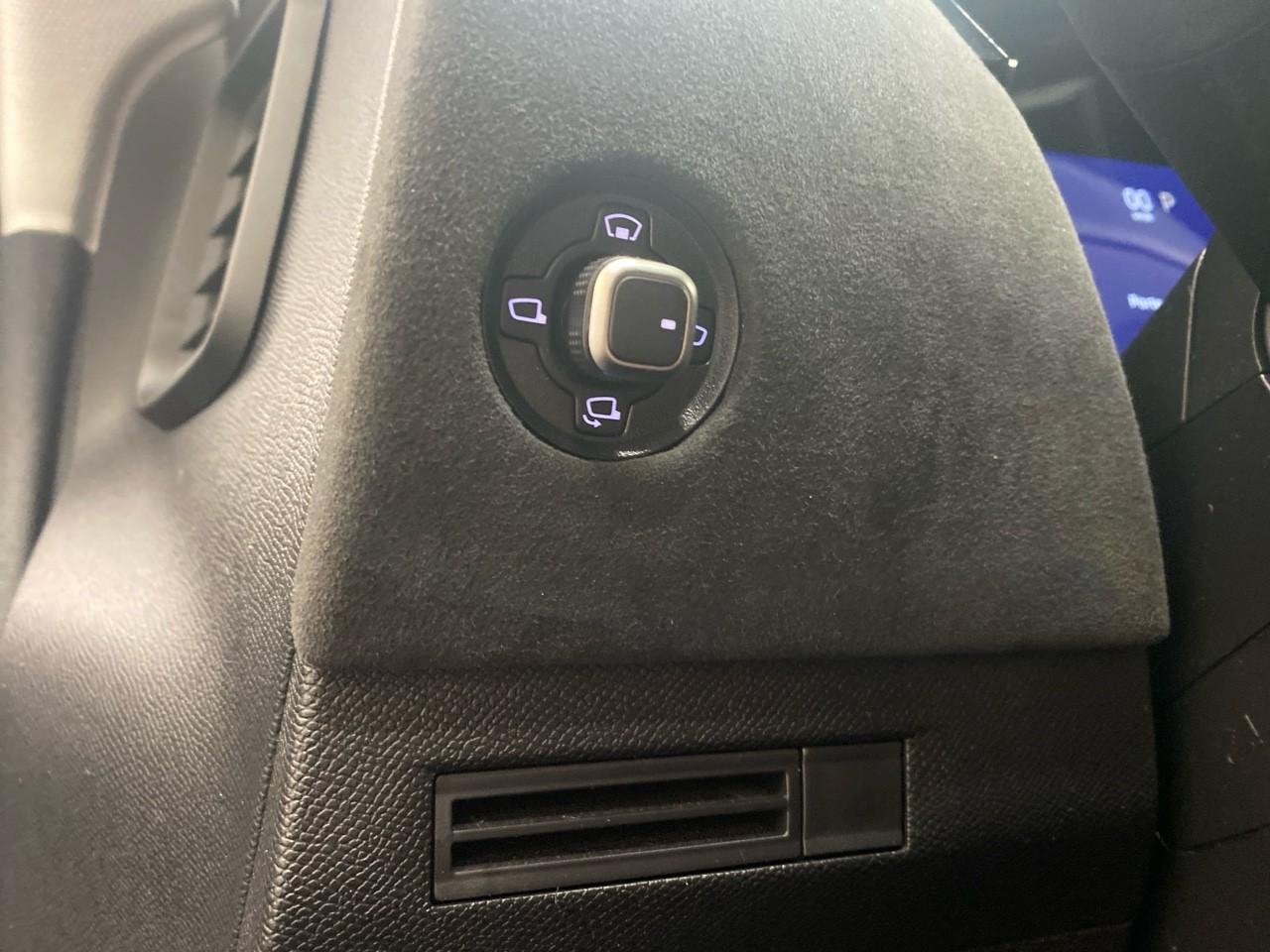 Ds Ds 4 puretech 130 eat8 performance line+ — photo 23