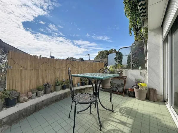 Exclusivite Avignon intra muros T2 50m² terrasse 11 m²