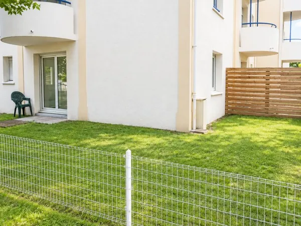 TALENCE Roustaing - T1 (27m2) avec Jardin et parking privat