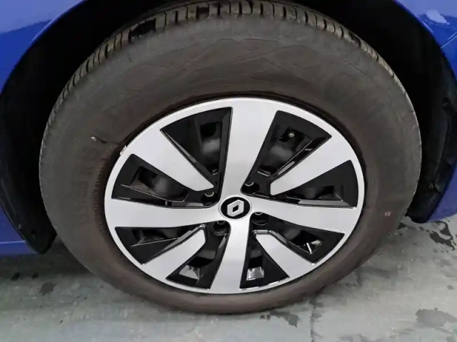Renault Clio tce 90 — photo 15