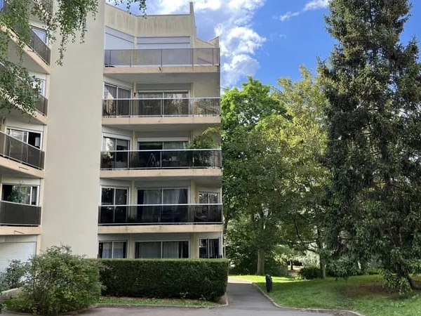 F3 DE 70 M² AVEC BALCON 14 M²