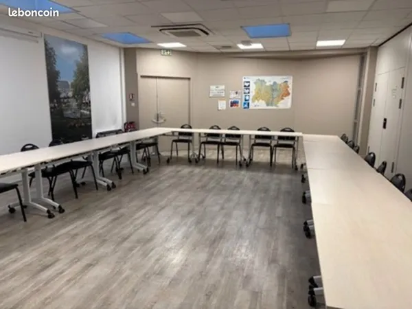 Bureaux 1550 m² SAINT ETIENNE