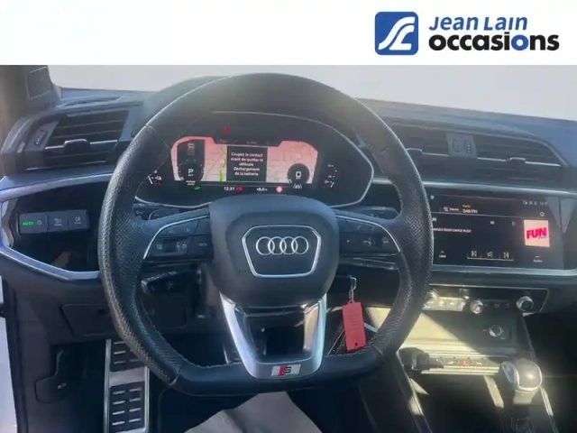 Audi Q3 45 tfsie 245 ch s tronic 6 — photo 12