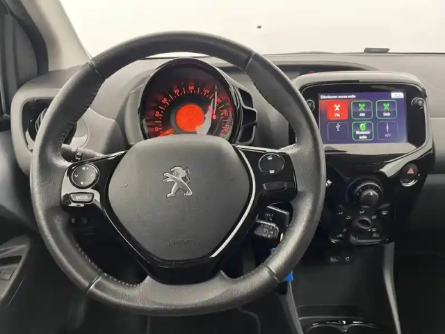 Peugeot 108 vti 72ch s&amp;s bvm5 — photo 22