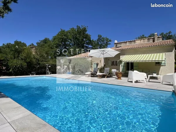 Villa 7 pièces 146 m²