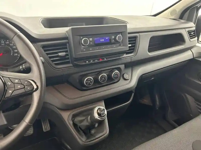 Renault Trafic fg blue dci 130 l1h1 3t gsr2 — photo 12