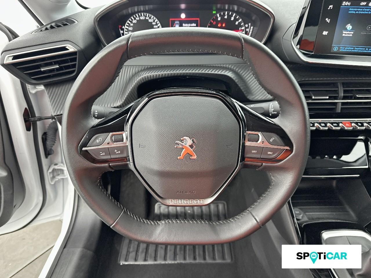 Peugeot 208 1.2 puretech 100ch s&s allure — photo 12