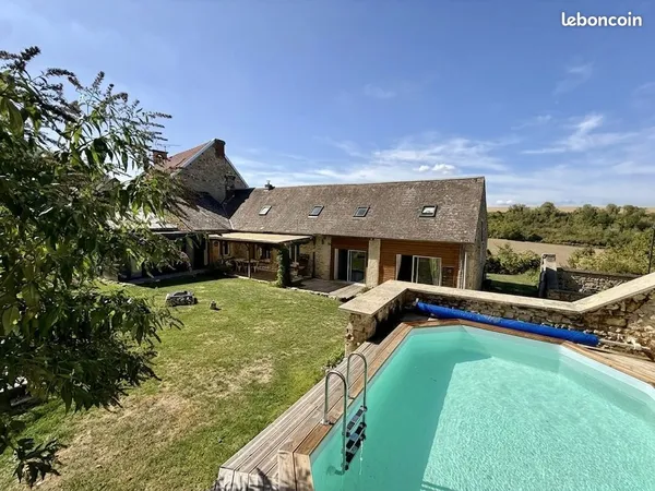 Longère 7 pièces 185 m²