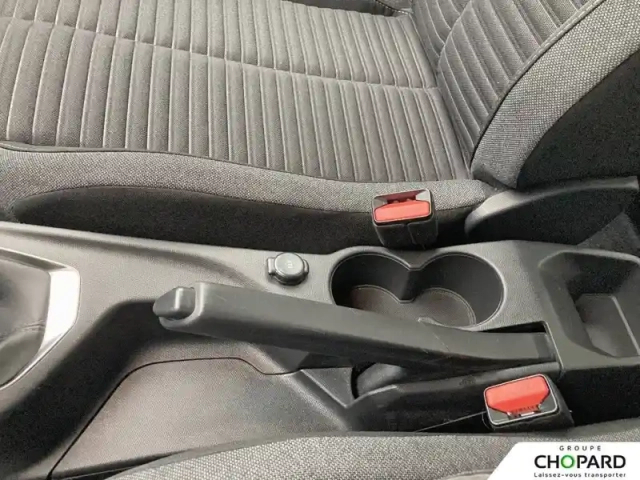 Peugeot 2008 puretech 100 s&amp;s bvm6 — photo 16