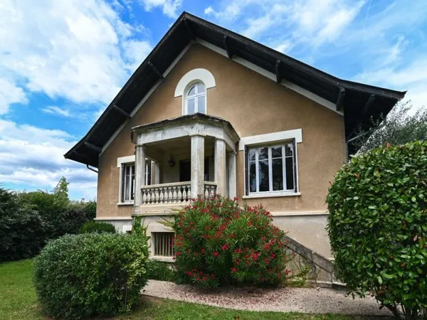 Maison de luxe 7 pièces 190 m²