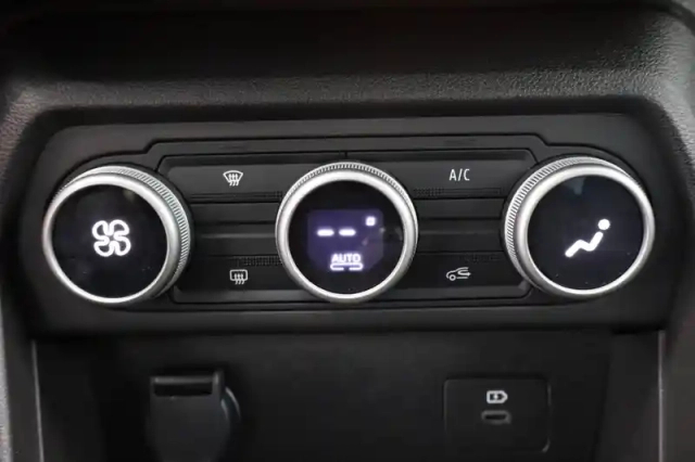 Dacia Sandero eco-g 100 gsr2 — photo 28