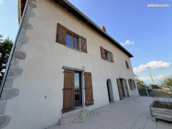 Maison 5 pièces 160 m²