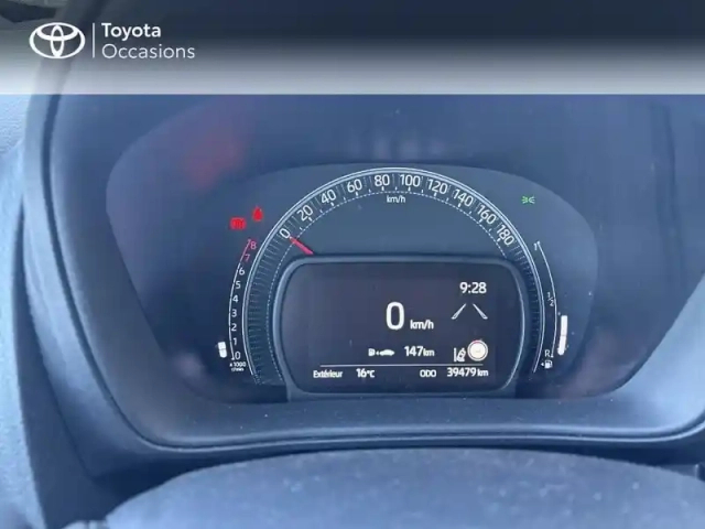 Toyota Aygo X 1.0 vvt-i 72ch dynamic — photo 14