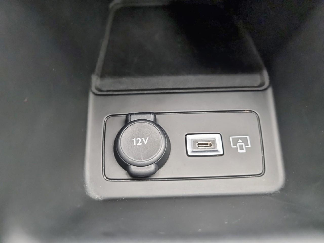 Peugeot 308 hybrid 136 e-dcs6 active pack — photo 26