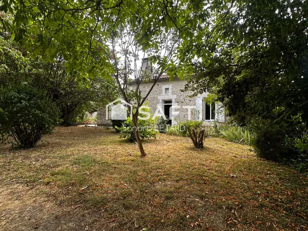 Maison en pierre de plain pied