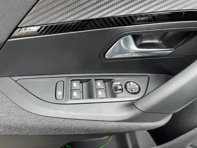Peugeot 2008 100 s&amp;s bvm6 — photo 82