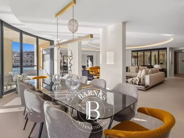 Appartement 4 pièces 237 m²