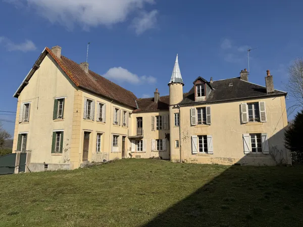 CORBIGNY GRANDE PROPRIETE SUR PLUS DE 3 HA