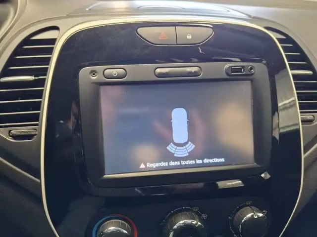 Renault Captur dci 90 energy edc — photo 12