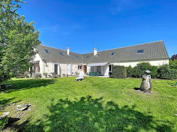Maison 8 pièces 145 m²