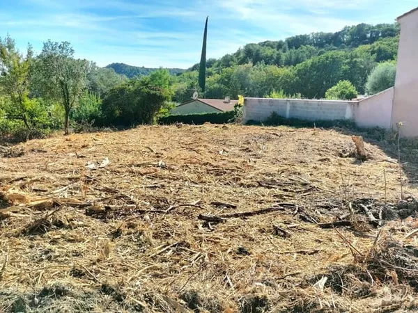 Terrain 441 m²