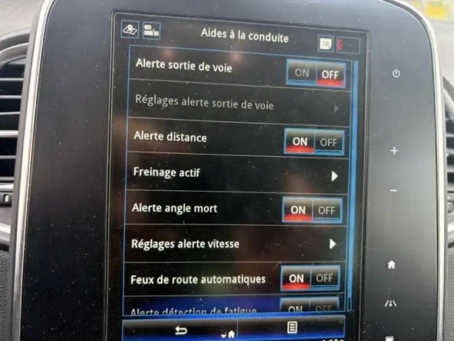 Renault Grand Scenic (4) intens tce 140 fap — photo 31