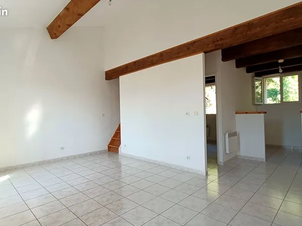 ✨ T3 duplex 50 m² à Bédarieux - 460 CC