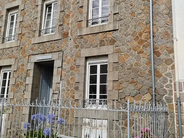 Maison 129 m² Robien 650m2 constructible