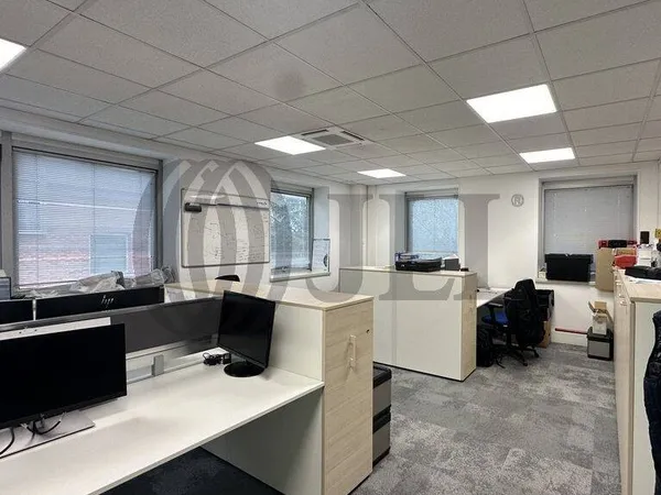 Bureaux 785 m²