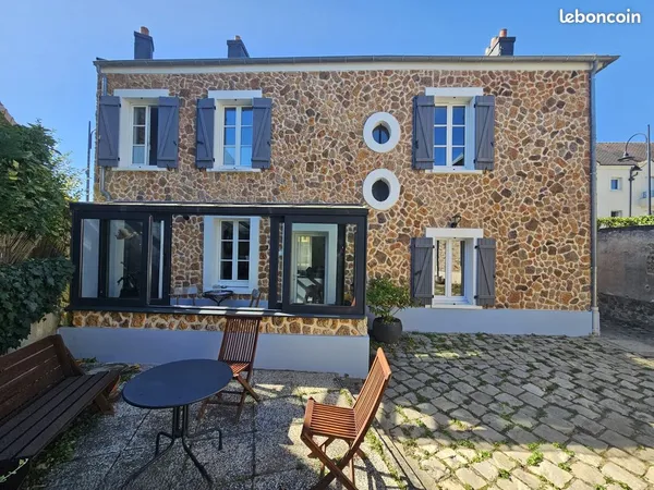 Maison ancienne - Voisins-le-Bretonneux - 3 chambres -133m2