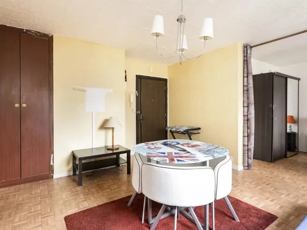 APPARTEMENT 2 PIÈCES - PARIS 17ÈME