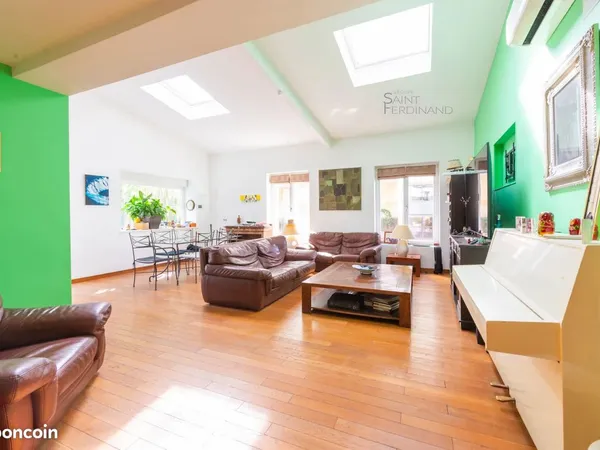 Propriété 6 pièces 188 m²