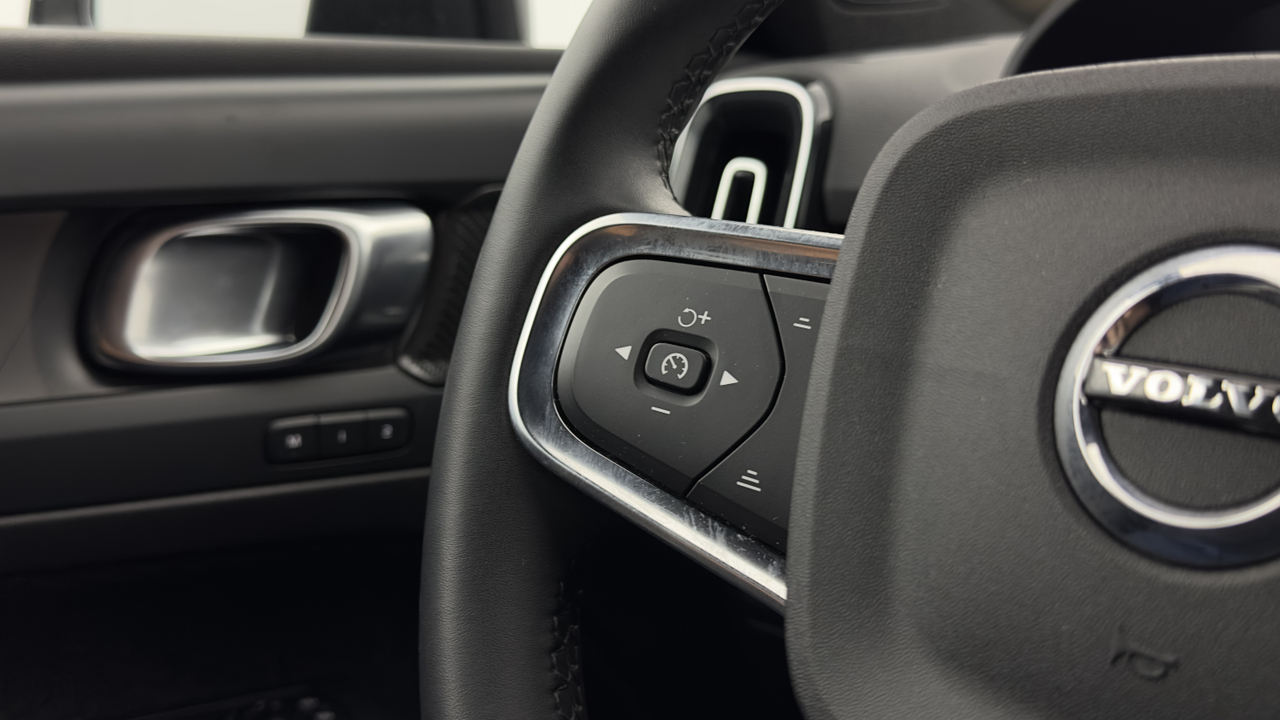 Volvo XC40 T5 Recharge 180+82 ch DCT7 — photo 14
