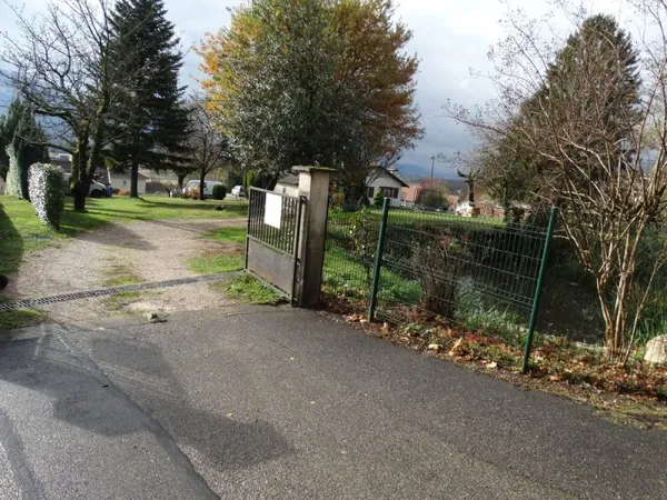 Terrain constructible avec vue sur le Vercors