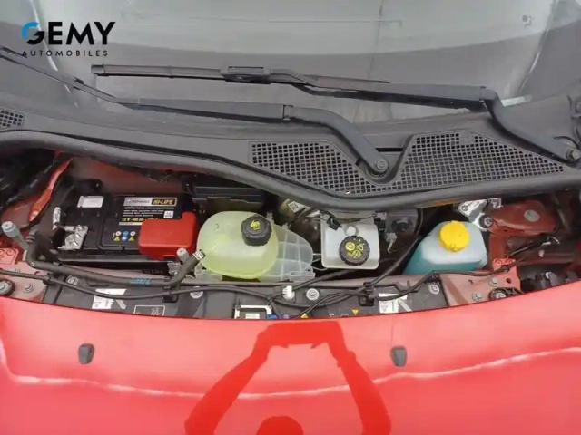 Renault Twingo iii e-tech — photo 50