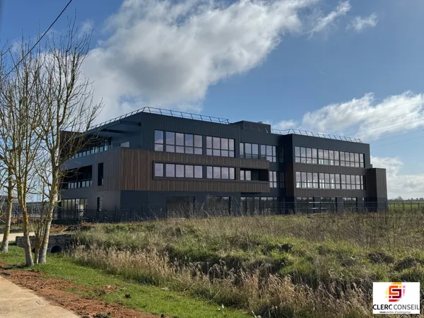 Bureau 112 m²