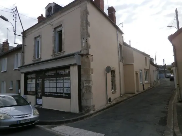 MURS LIBRE BOUTIQUE+ APPT 3 PIECES + GRANDE CAVE